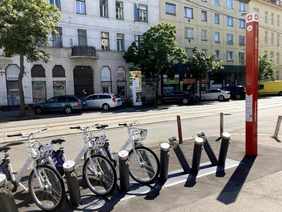 Vienna: Cozy 2-Room Apt. Bagian luar foto