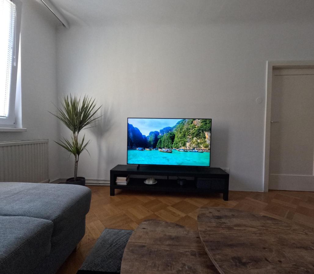 Vienna: Cozy 2-Room Apt. Bagian luar foto